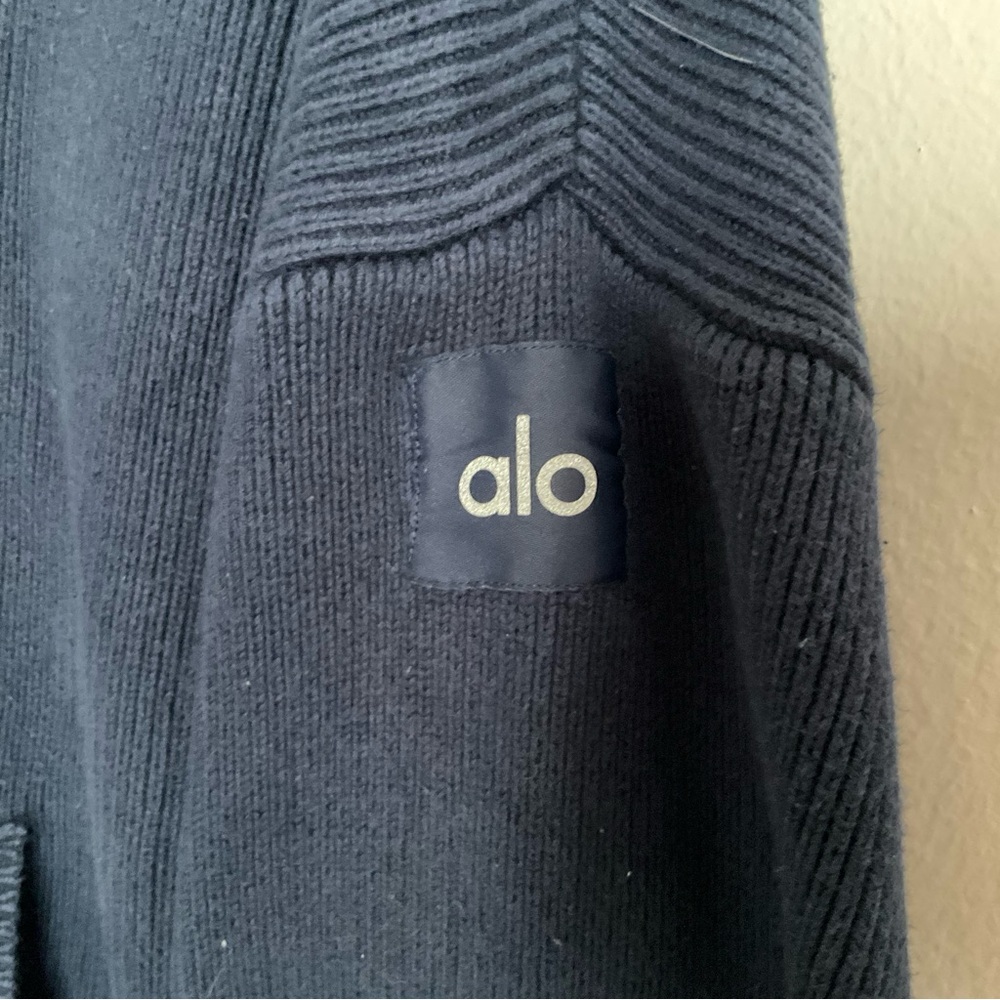 Alo Yoga Scholar Hooded Sweater Navy Small - Picture 9 of 15
